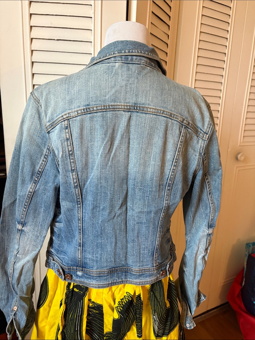 H&M Light Blue Denim Jean Jacket - Women's Button-Front - Picture 9 of 14